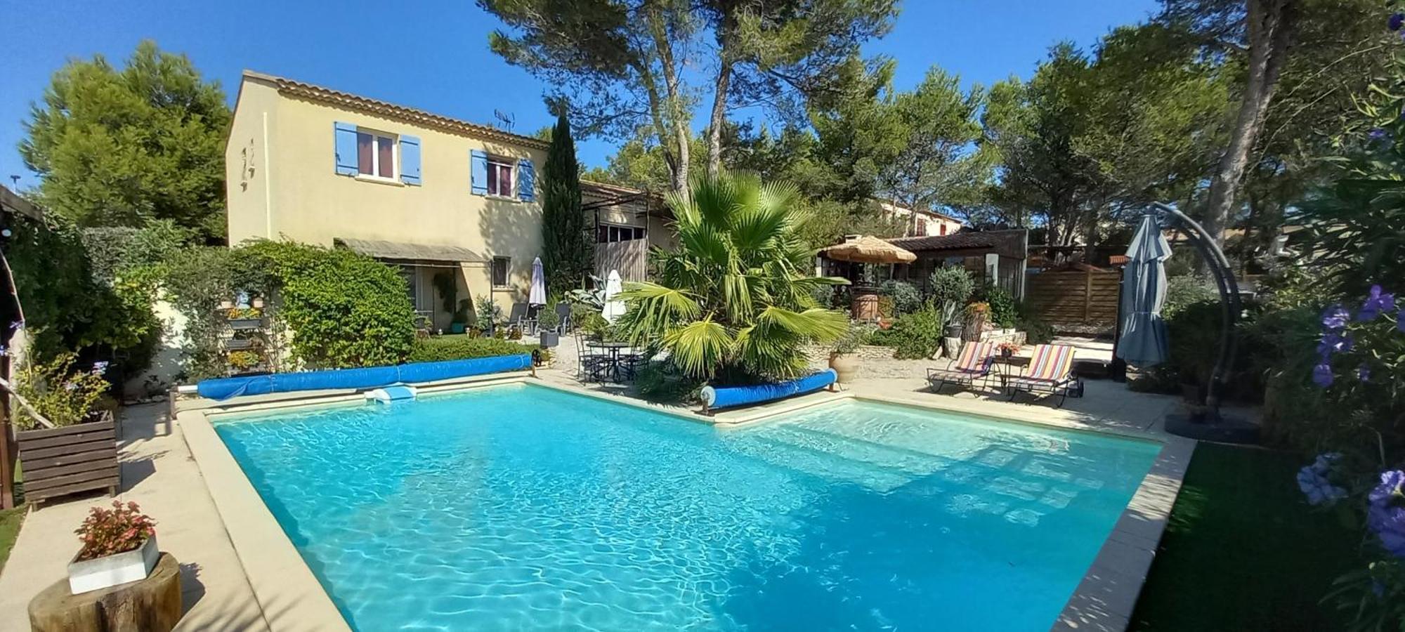 Bed and Breakfast Les Coronilles Beaucaire  Exterior foto